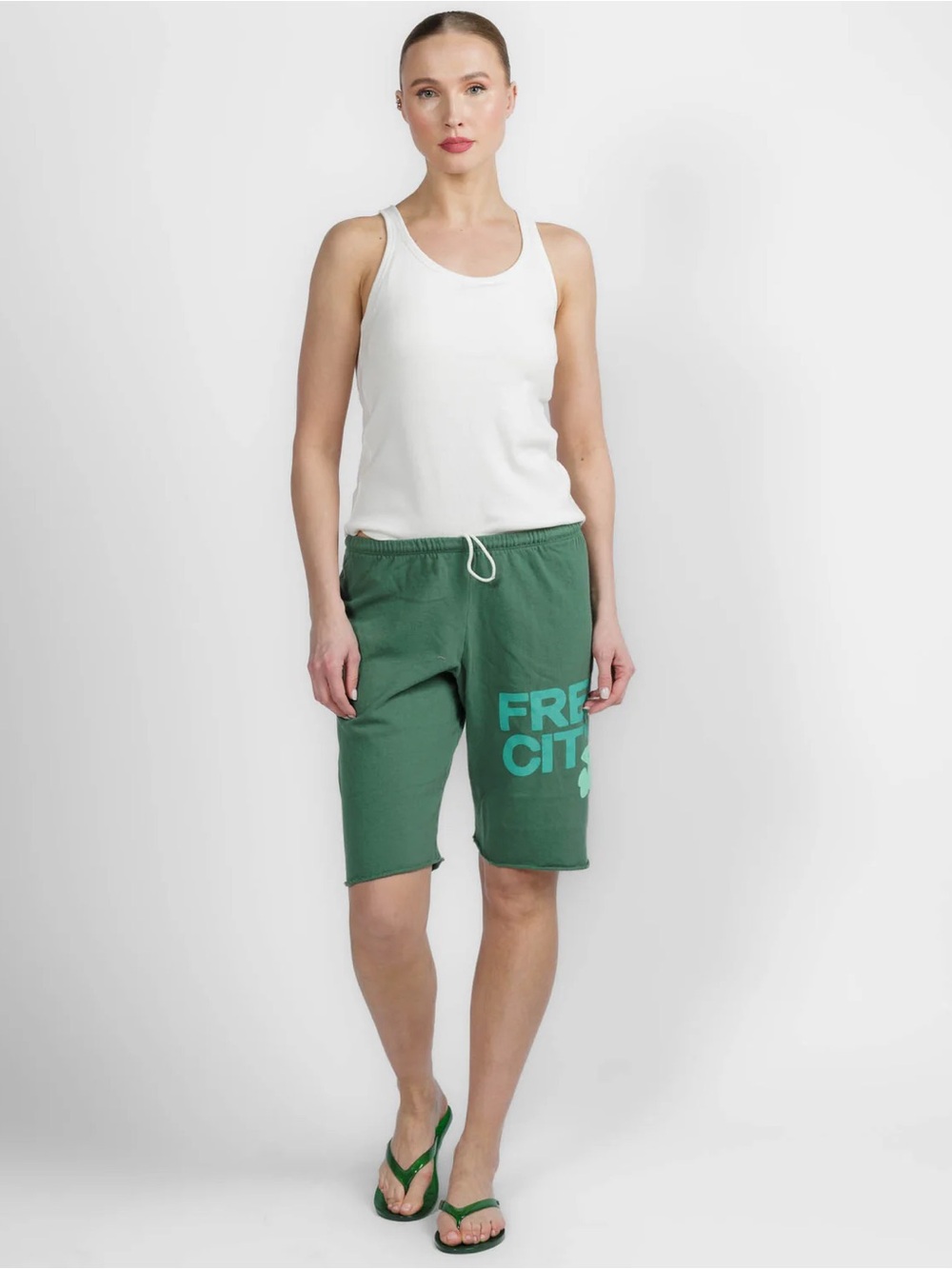FreeCity cut off shorts eat green size M new with tags